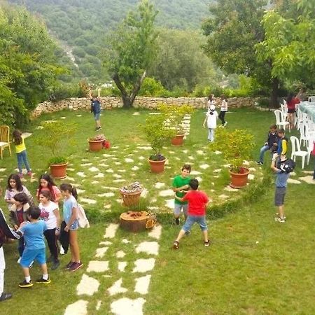 El Achkar Guesthouse Beit ed-Dine Exteriér fotografie